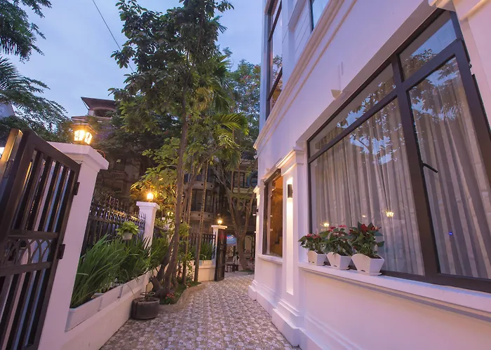 Dinh Elegant Hanoi